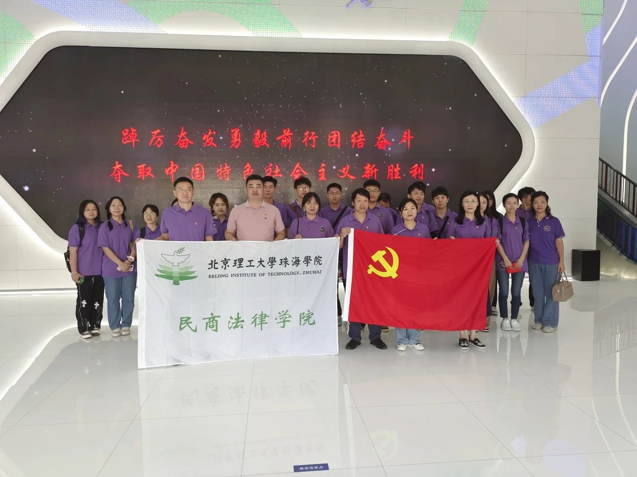 b466983778e5eda69d828e1ef9ab9a2e.jpg b466983778e5eda69d828e1ef9ab9a2e.jpg